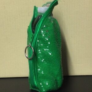 New Bottle Holder KeyChine